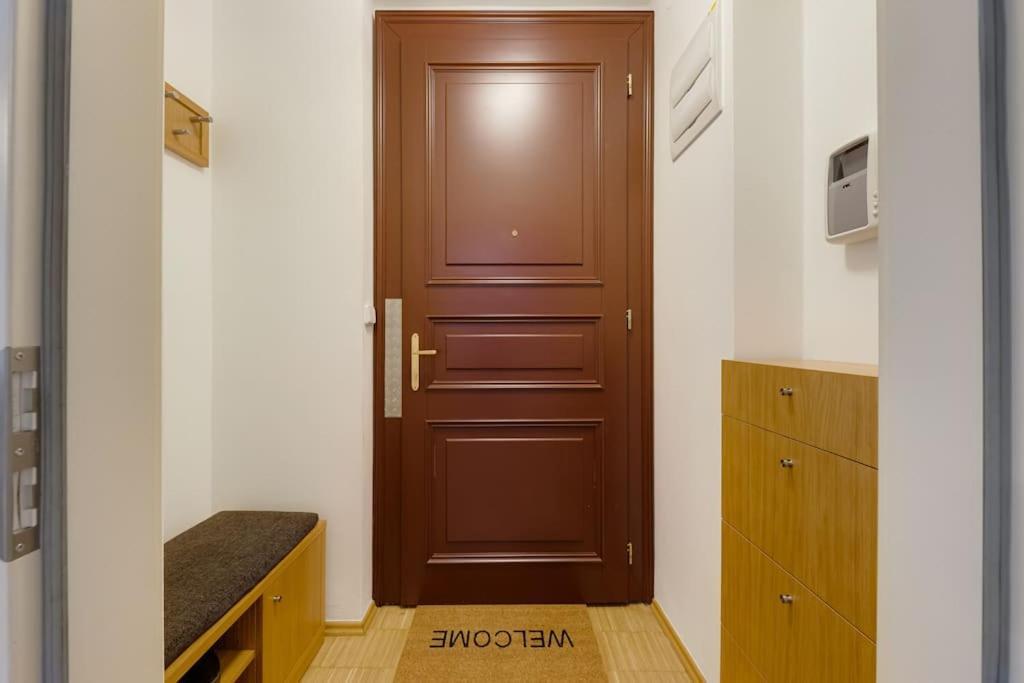 Deluxe Suite In Prime Location Prag Eksteriør billede