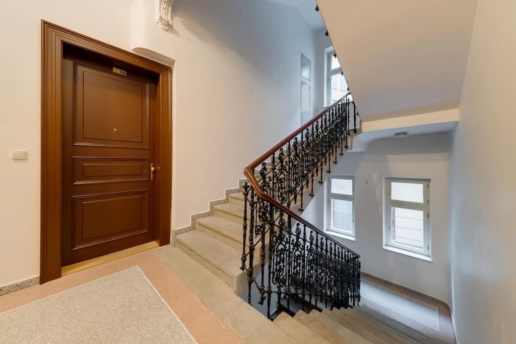 Deluxe Suite In Prime Location Prag Eksteriør billede