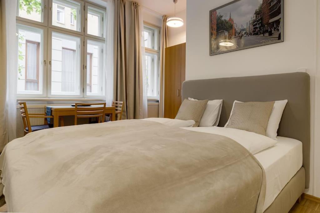 Deluxe Suite In Prime Location Prag Eksteriør billede